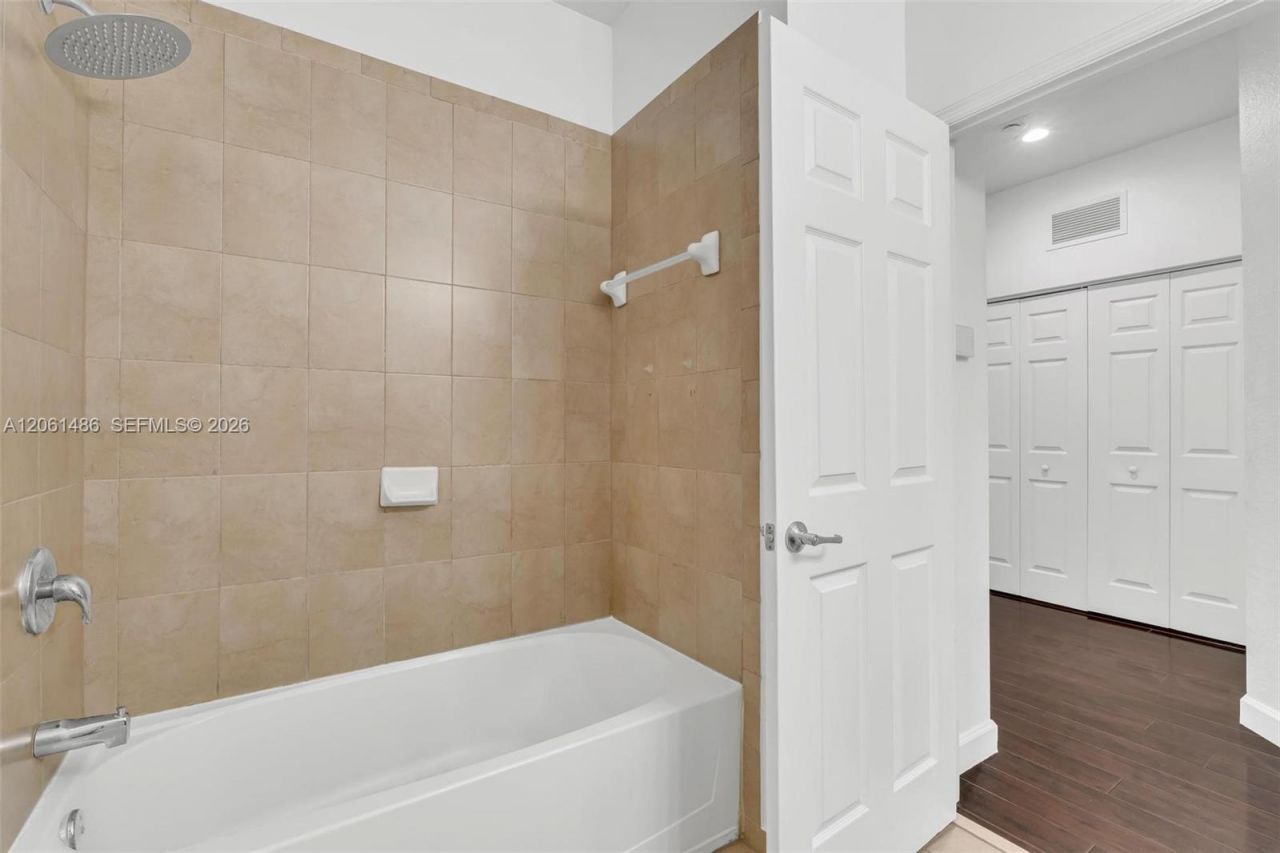 3353 W 90th St , Hialeah, FL 33018 Photo
