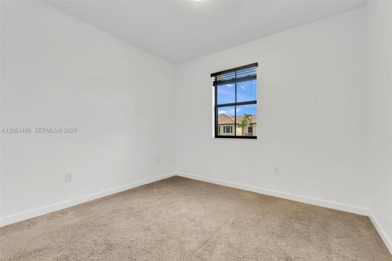 3353 W 90th St , Hialeah, FL 33018 Photo