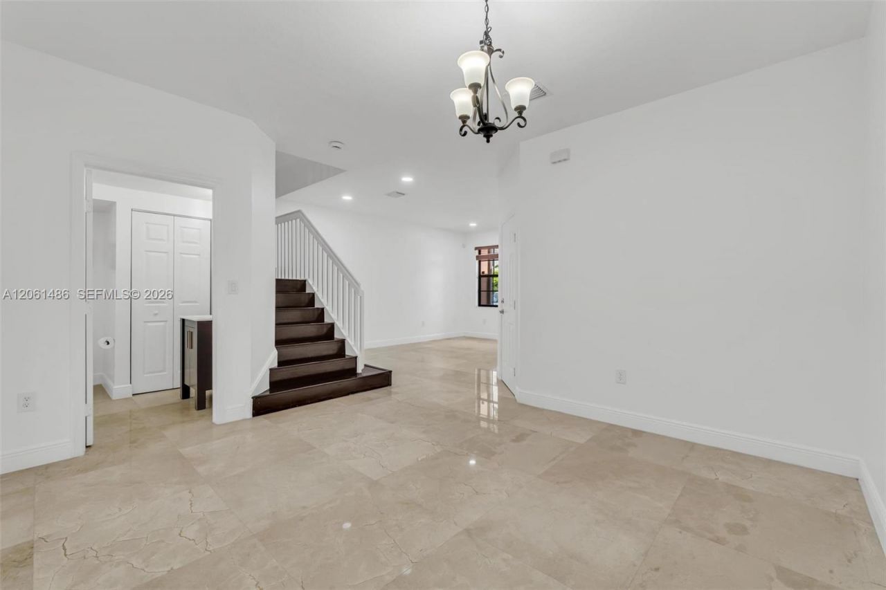 3353 W 90th St , Hialeah, FL 33018 Photo
