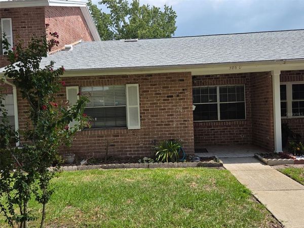 5860 LA COSTA DRIVE , ORLANDO, FL 32807