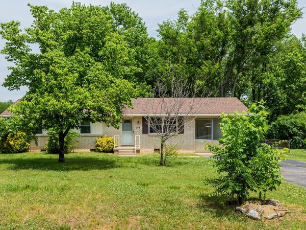 109 Joella Dr , Smyrna, TN 37167