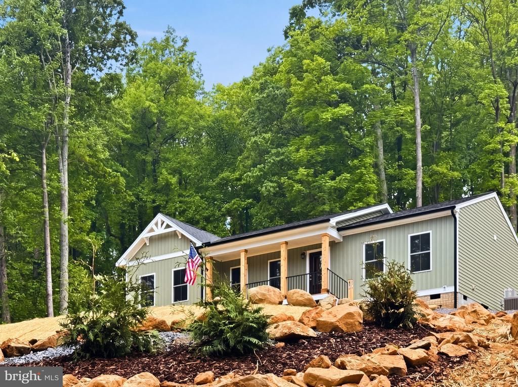 441 High Top Road, Linden, VA 22642 Main Photo
