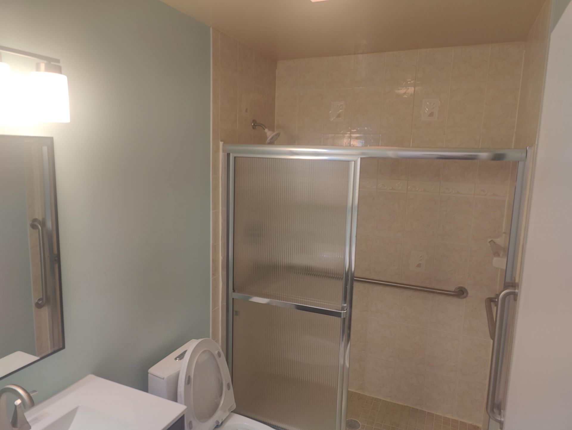 302 Lakeview Drive E, Unit 302, Royal Palm Beach, FL 33411 Photo