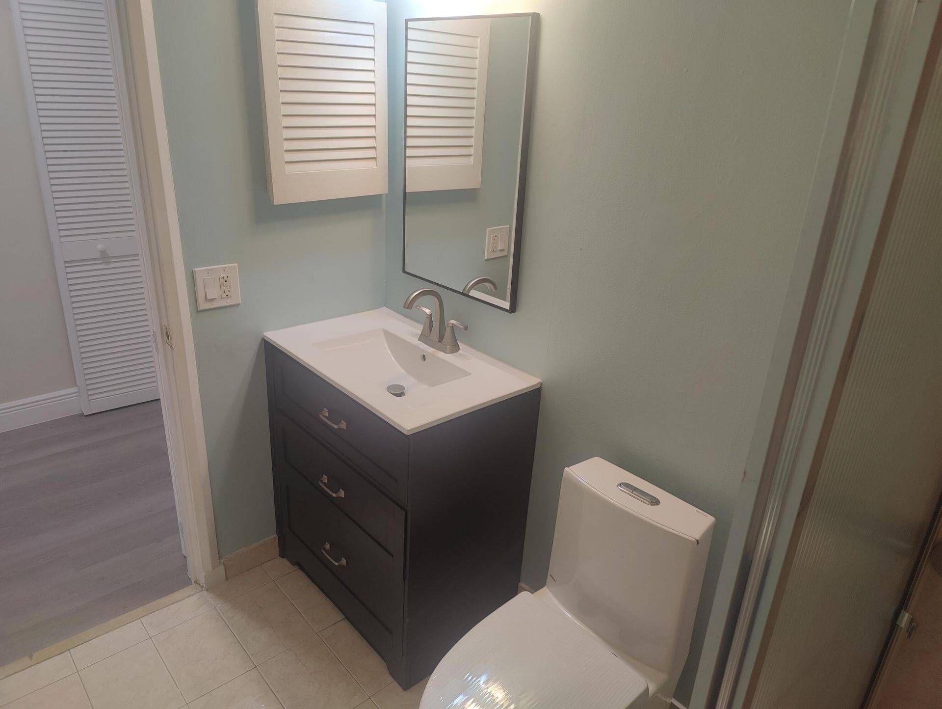 302 Lakeview Drive E, Unit 302, Royal Palm Beach, FL 33411 Photo