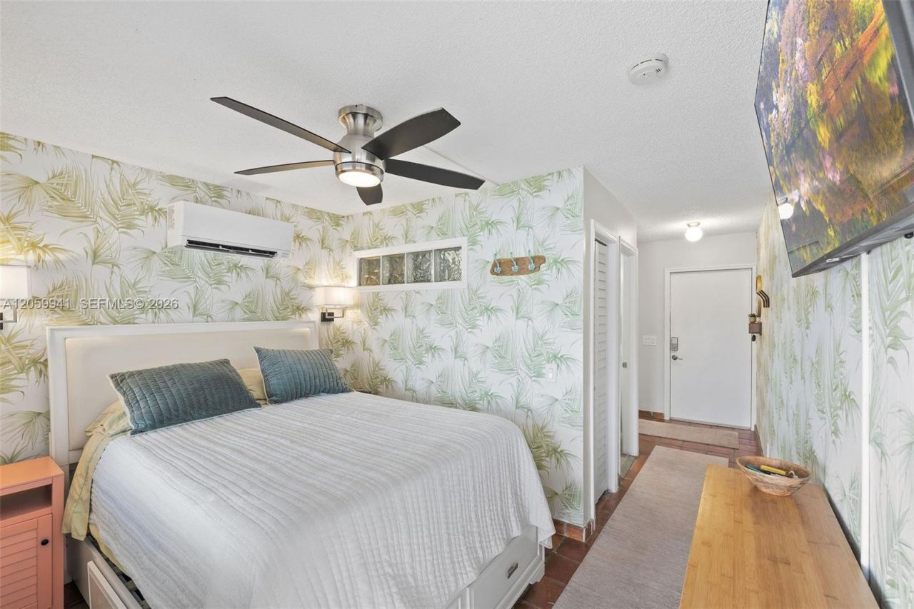 1800 N Ocean Dr , Unit 203, Hollywood, FL 33019 Photo