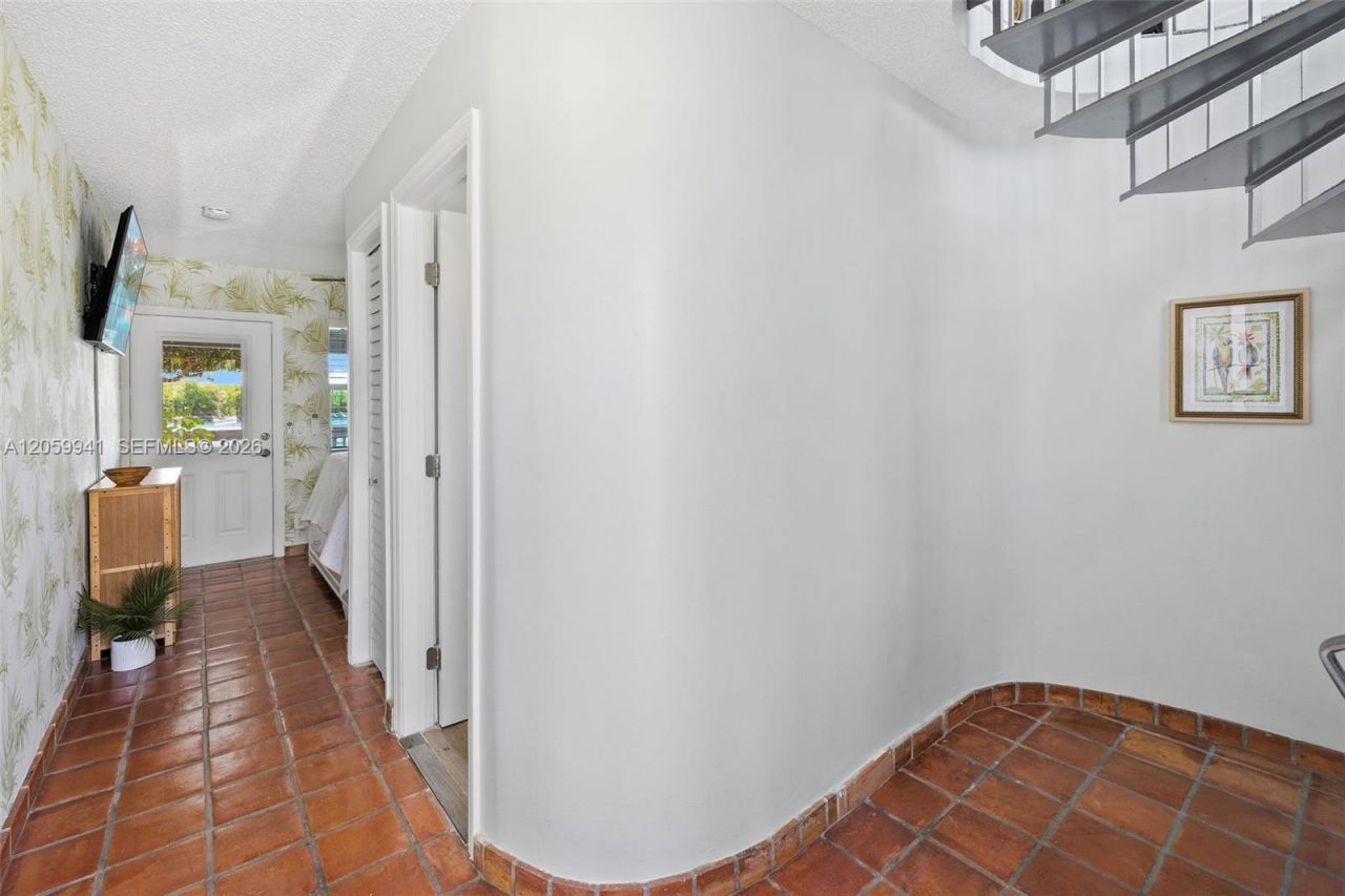 1800 N Ocean Dr , Unit 203, Hollywood, FL 33019 Photo