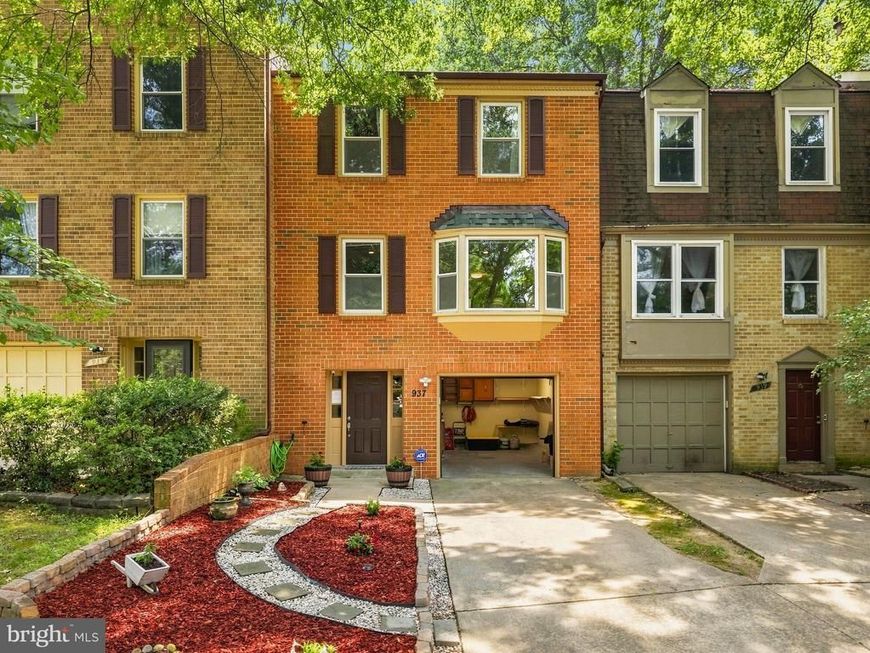 937 Wild Forest Drive, Gaithersburg, MD 20879 Main Photo