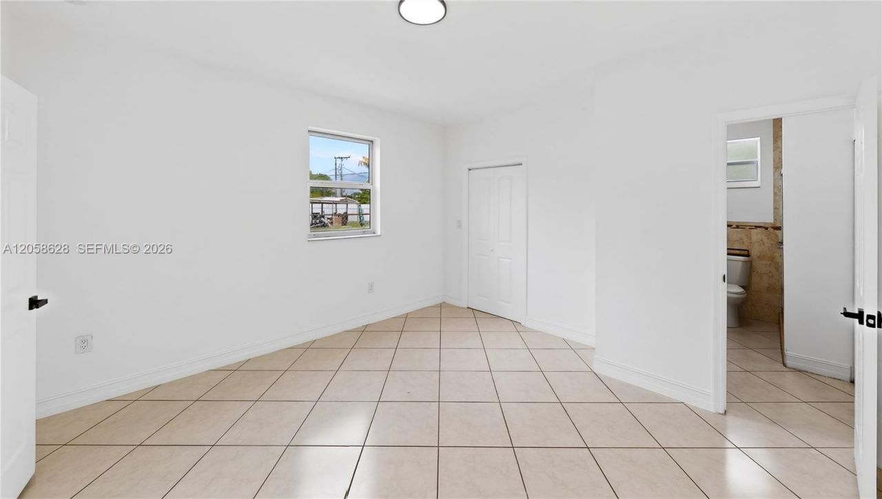 10755 SW 217th St, Miami, FL 33170 Photo
