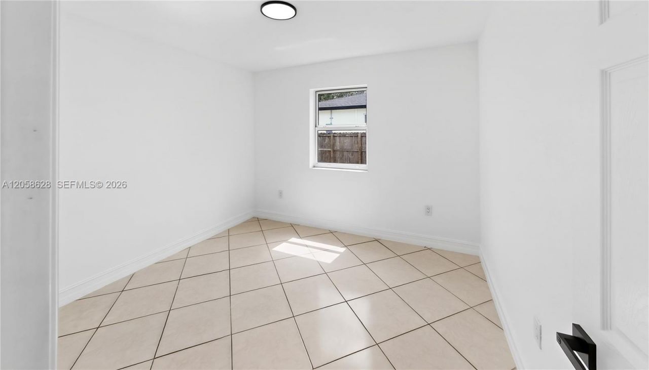 10755 SW 217th St, Miami, FL 33170 Photo