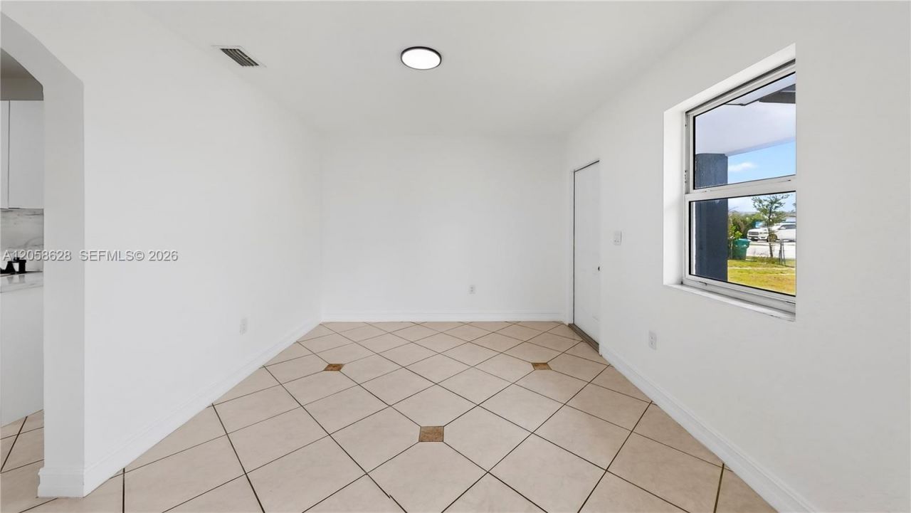 10755 SW 217th St, Miami, FL 33170 Photo