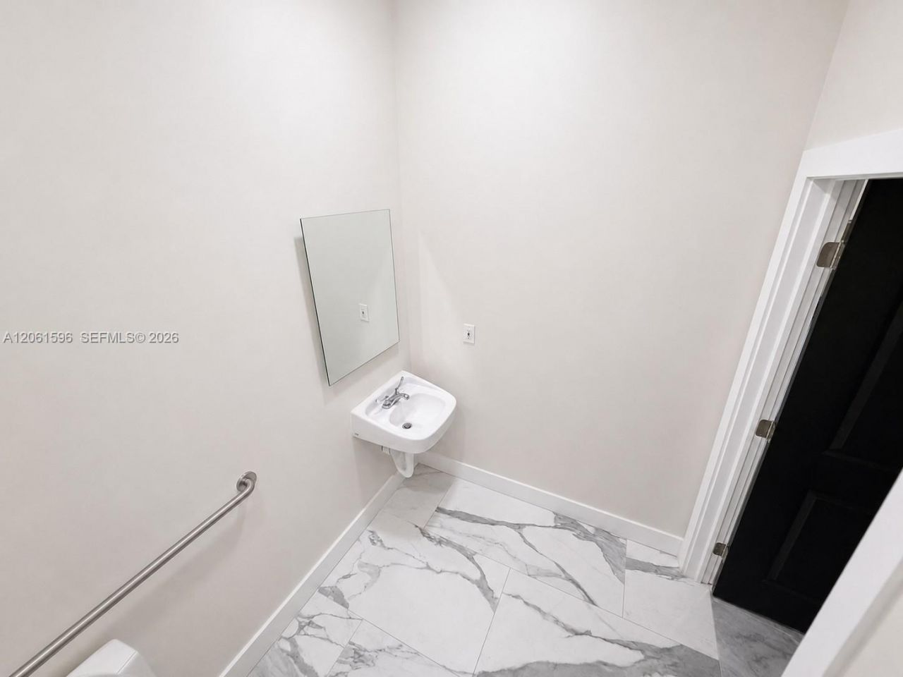 2355 NW 70th Ave, Unit 9, Miami, FL 33122 Photo