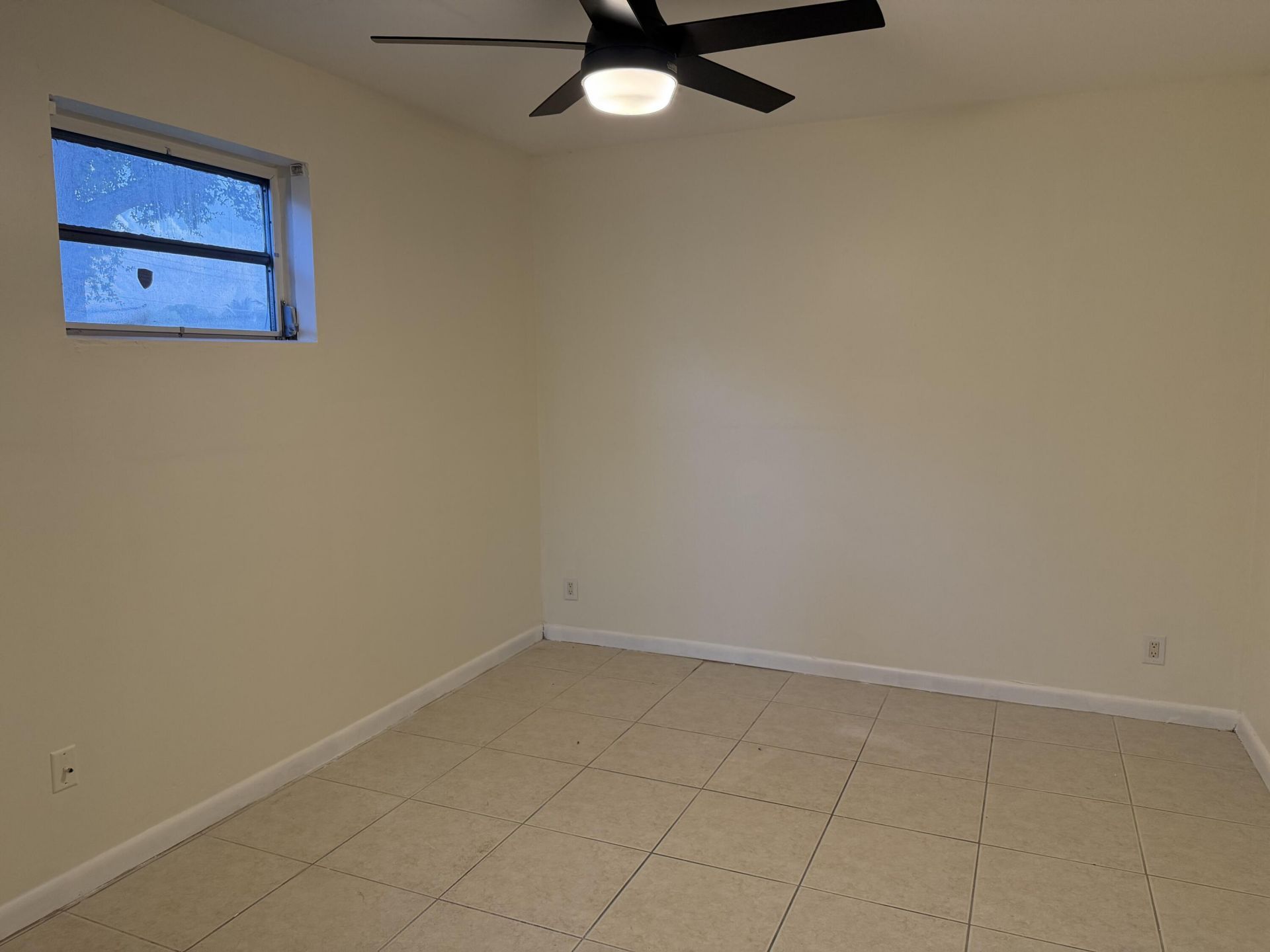 4200 NW 37th Terrace, Fort Lauderdale, FL 33309 Photo