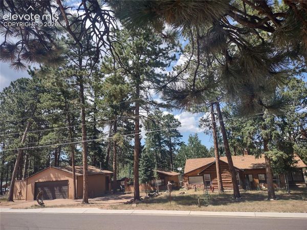 402 N Maple Street, Woodland Park, CO 80863