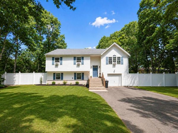 71 Barton Avenue, Patchogue, NY 11772