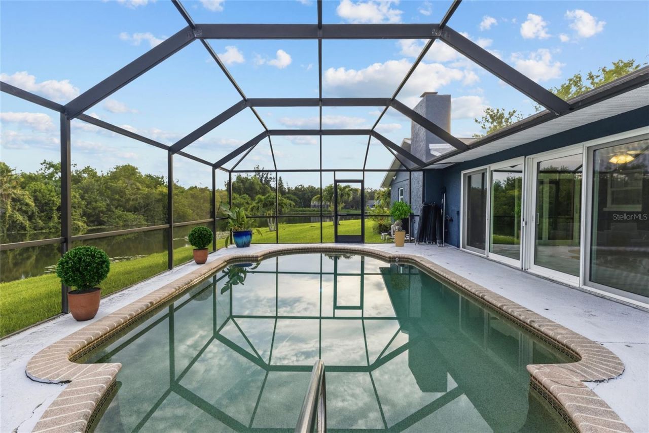 1401 Georgetowne Drive, Sarasota, FL 34232 Photo