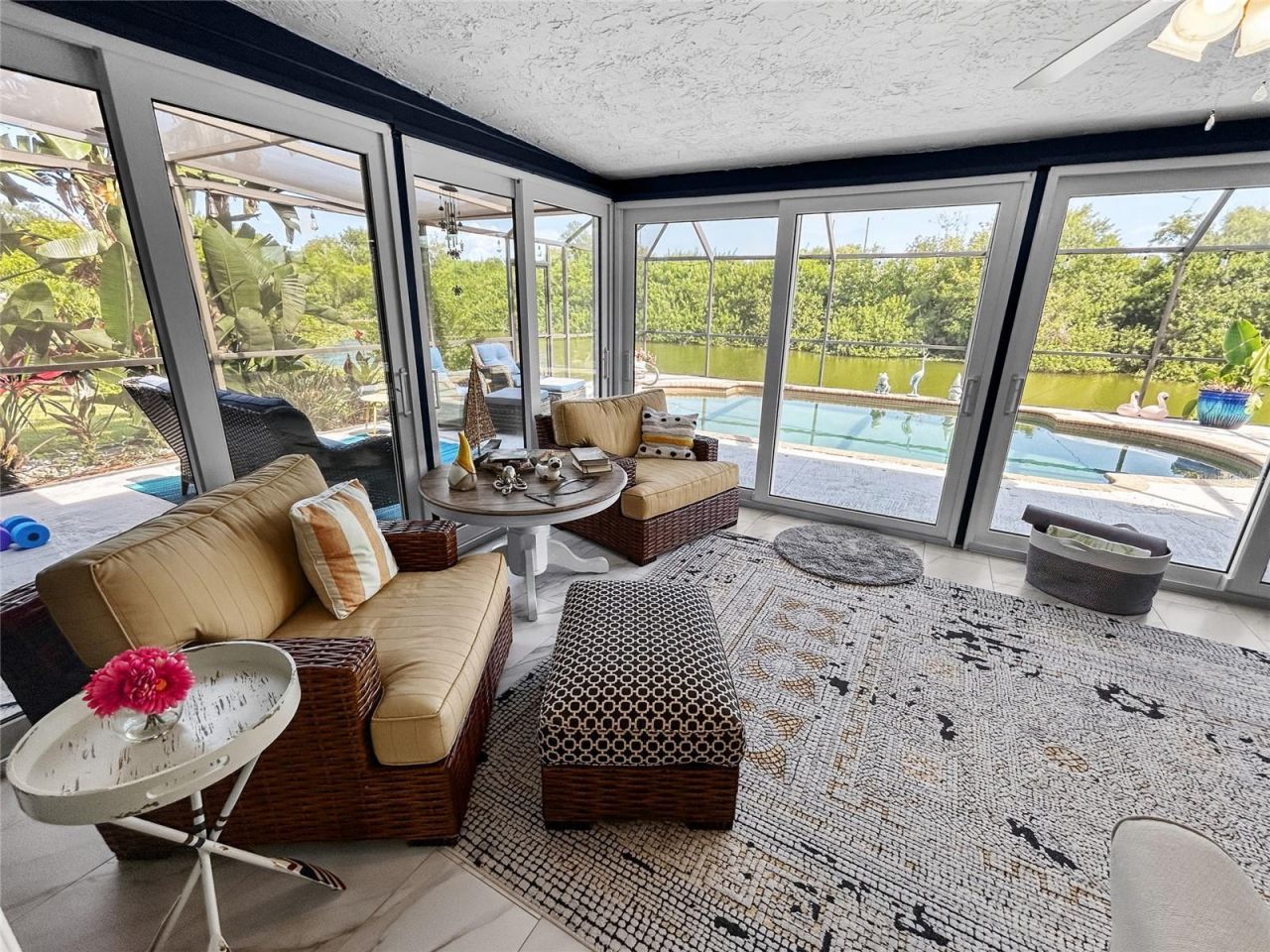1401 Georgetowne Drive, Sarasota, FL 34232 Photo