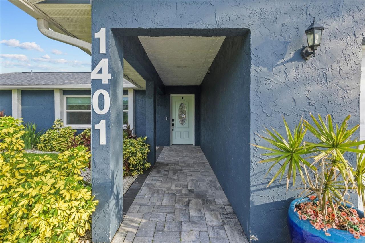 1401 Georgetowne Drive, Sarasota, FL 34232 Photo