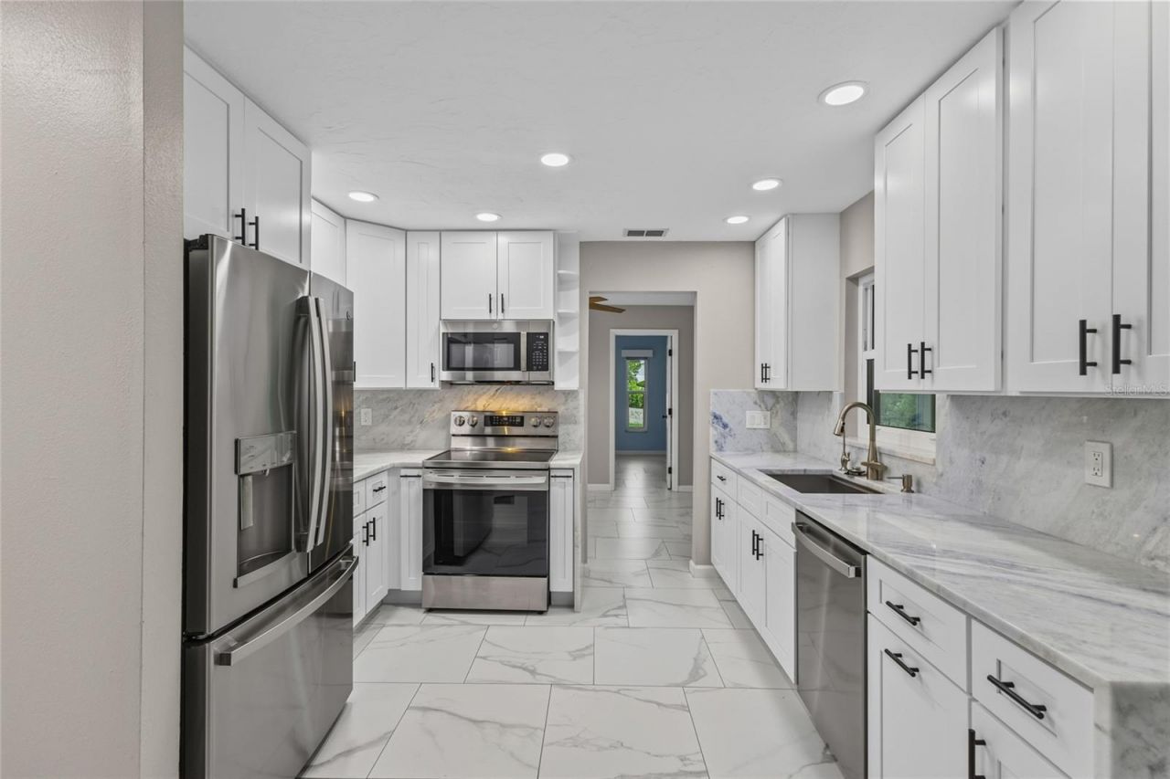 1401 Georgetowne Drive, Sarasota, FL 34232 Photo