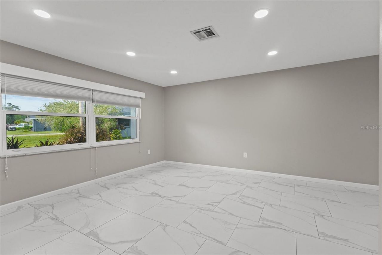1401 Georgetowne Drive, Sarasota, FL 34232 Photo