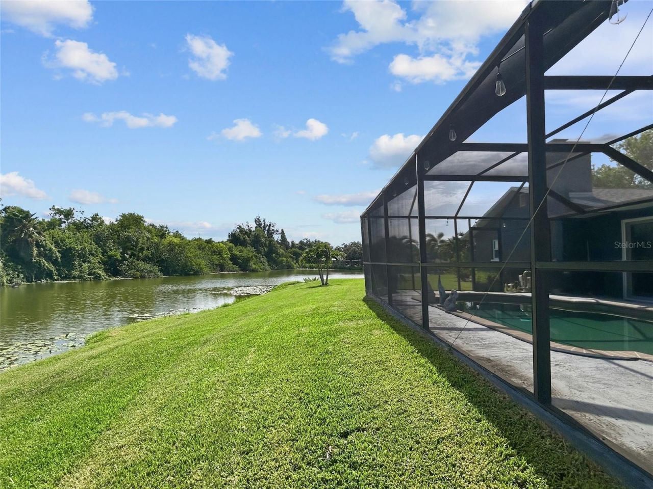 1401 Georgetowne Drive, Sarasota, FL 34232 Photo
