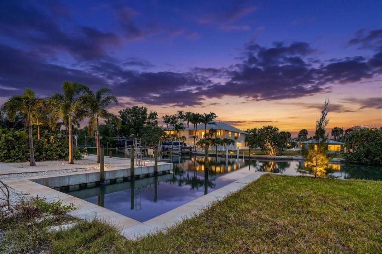 180 Mockingbird Lane, Englewood, FL 34223 Photo