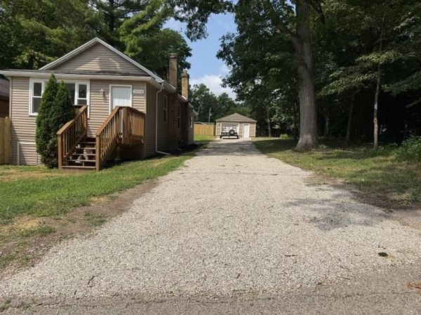 38178 N 1st Avenue, Spring Grove, IL 60081