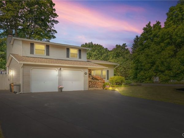 7601 Audrey Drive, Syracuse, NY 13212