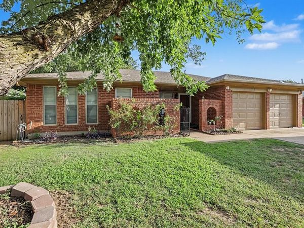 1228 SW 92nd Street, Oklahoma City, OK 73139