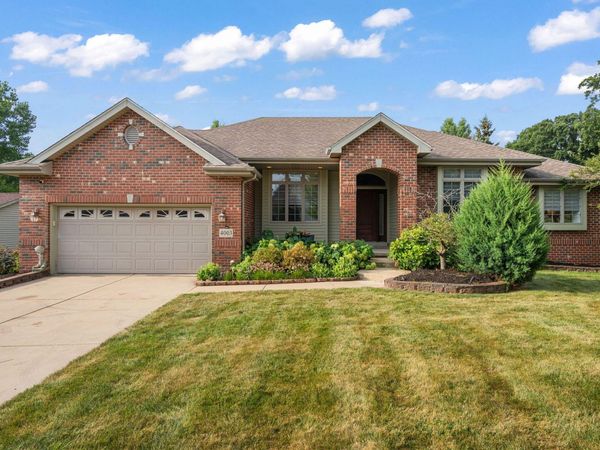 4003 W 92nd Place , Merrillville, IN 46410