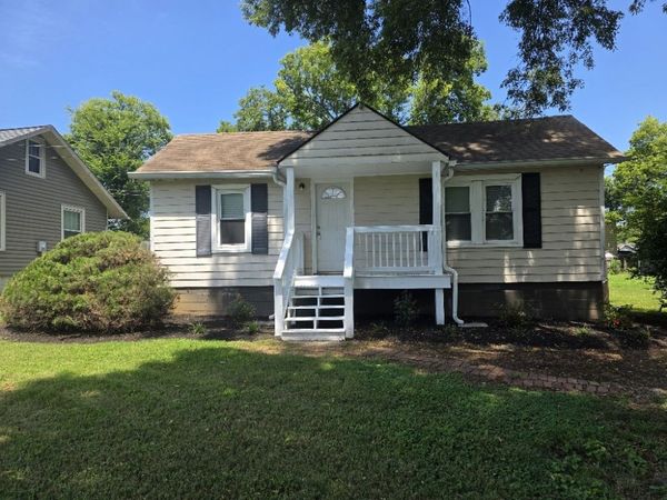 657 James Ave , Nashville, TN 37209