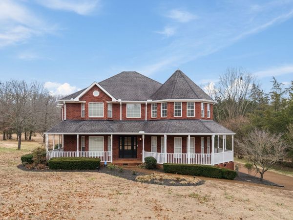 111 Rea Dr , Hermitage, TN 37076