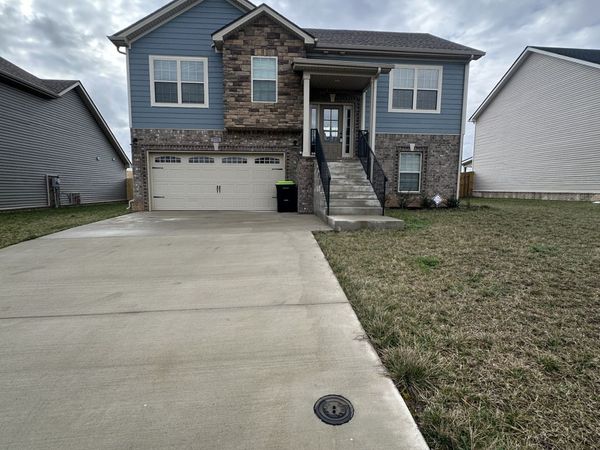 772 Lillian Grace Dr , Clarksville, TN 37043