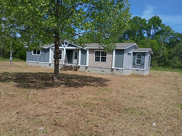 1931 Bear Creek Pike , Columbia, TN 38401