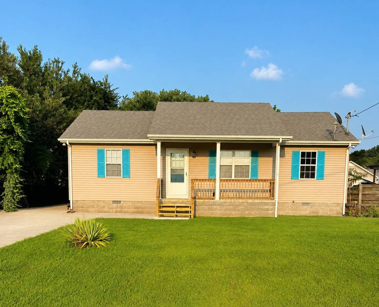 28 Hawthorne Dr, Manchester, TN 37355 Main Photo