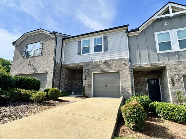 523 Stovall Ln , Columbia, TN 38401
