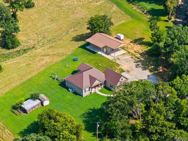 8551 Crawley Hill Rd , Mount Pleasant, TN 38474