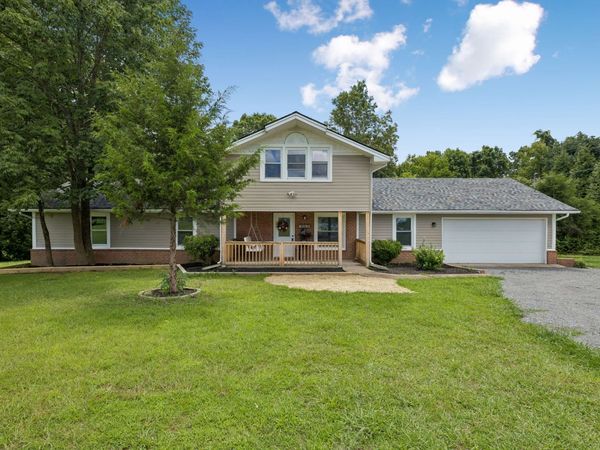 1943 Union Hill Rd, Goodlettsville, TN 37072