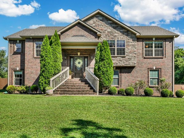 2634 Seven Mile Ferry Rd, Clarksville, TN 37040