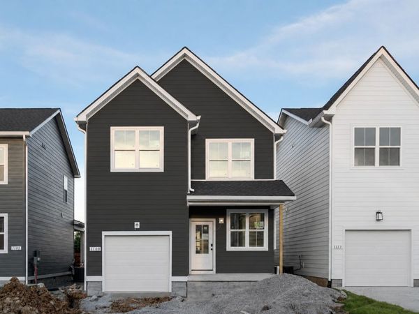 1136 Marlowe Lndg, Nashville, TN 37207