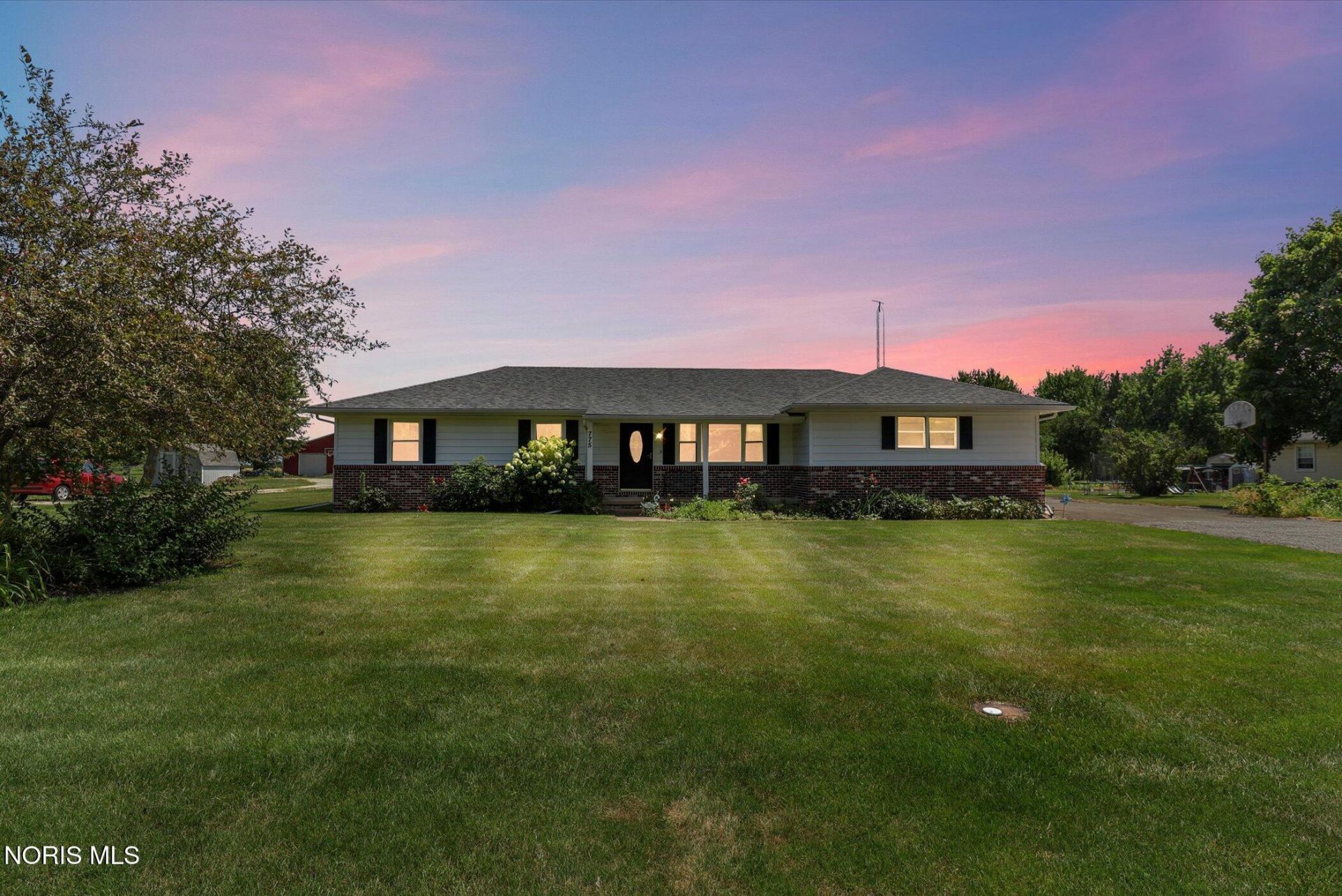 775 N Brokate Road, Port Clinton, OH 43452 Main Photo