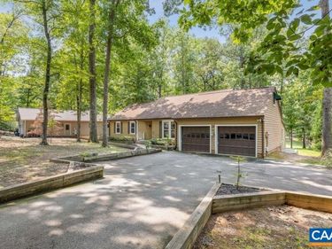 28 OUT OF BOUNDS RD , Palmyra, VA 22963