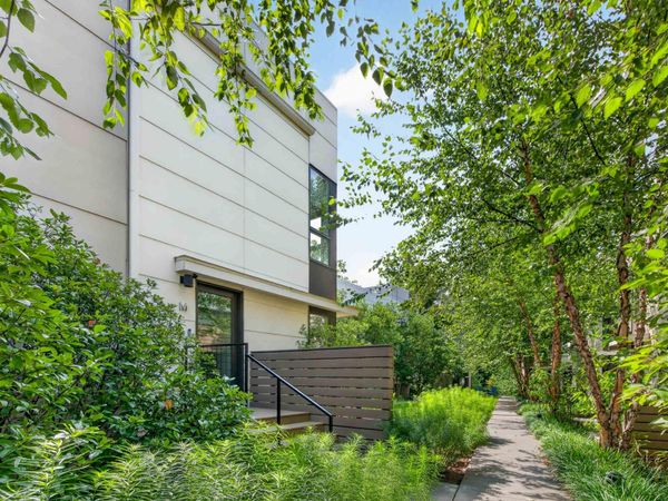 1130 HIGH ST E, Unit M, Charlottesville, VA 22902