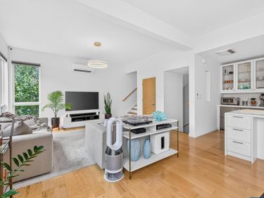 1130 HIGH ST E, Unit M, Charlottesville, VA 22902
