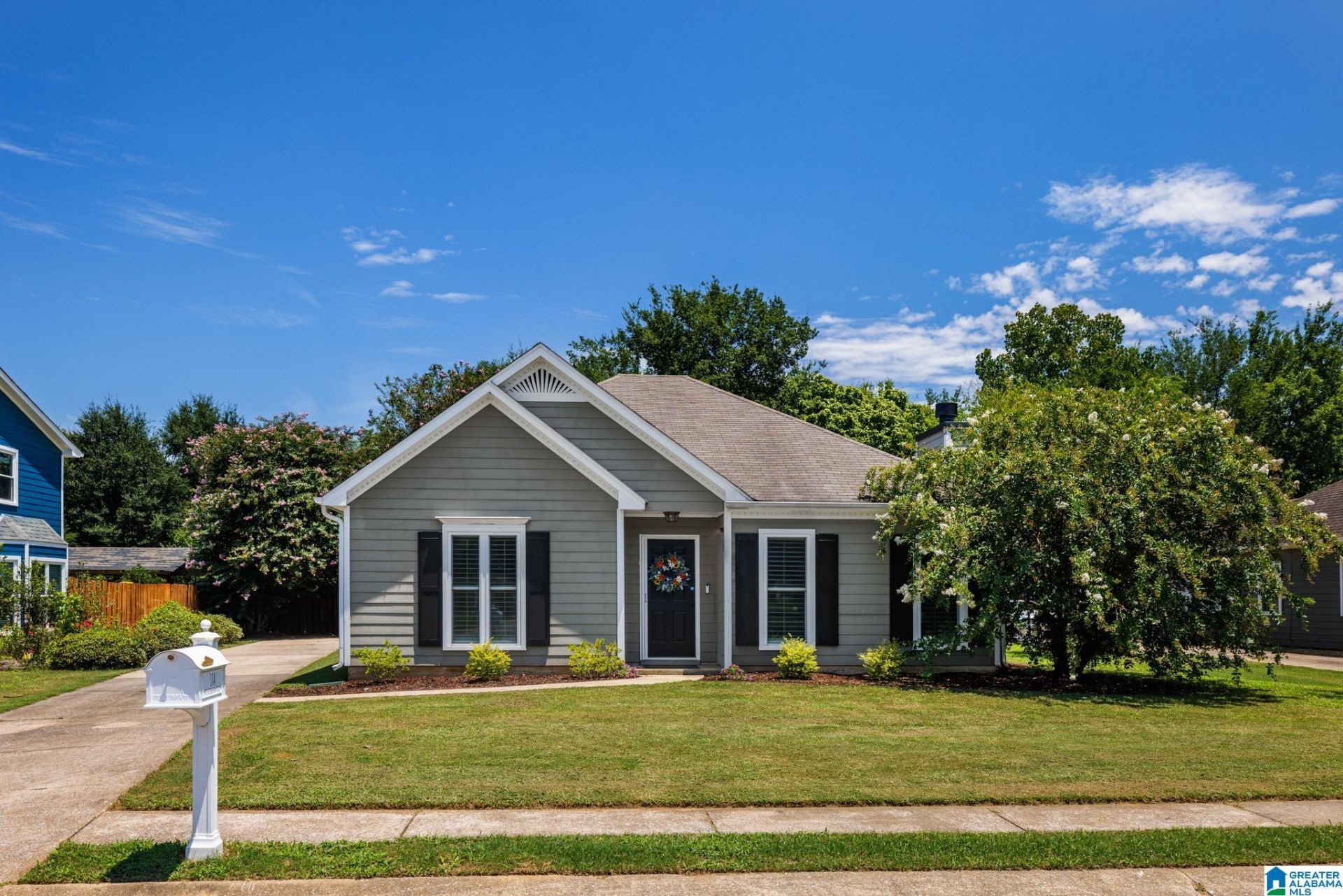114 Stonehaven Trail, Pelham, AL 35124 Main Photo