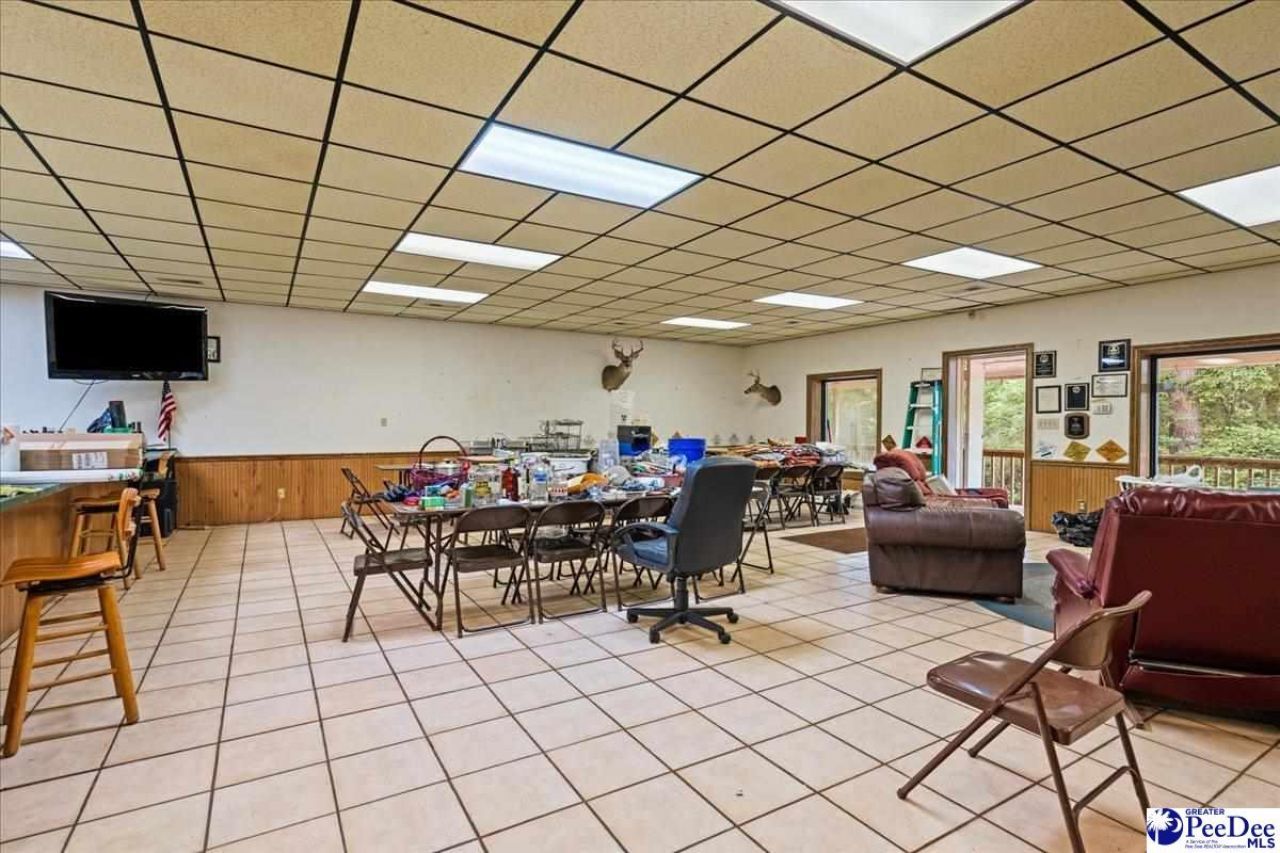 816 Olanta Hwy. Photo 45