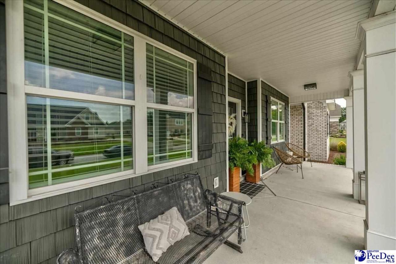 617 Greensward Dr. Photo 4