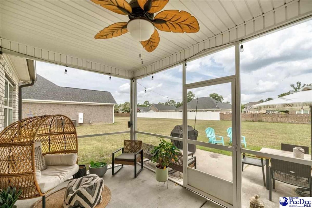 617 Greensward Dr. Photo 42