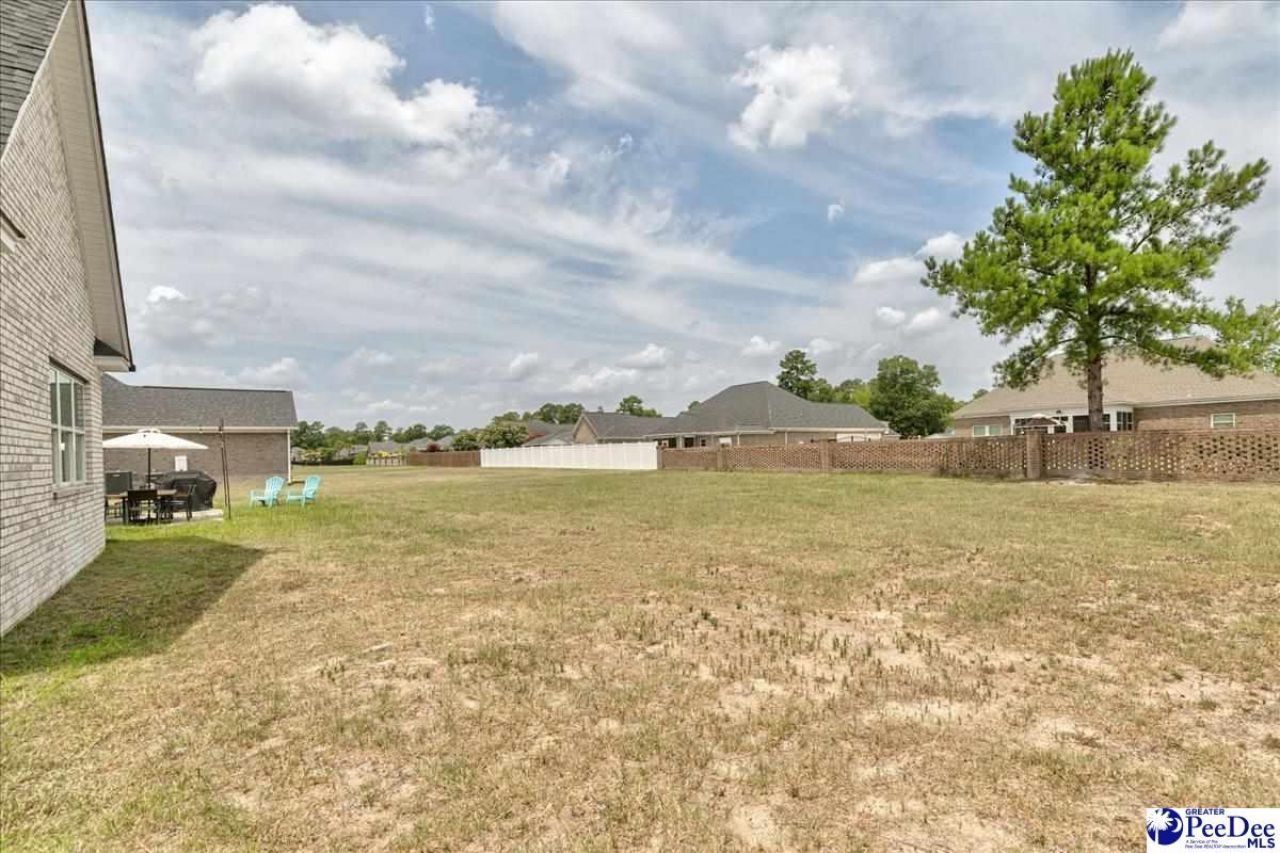 617 Greensward Dr. Photo 44