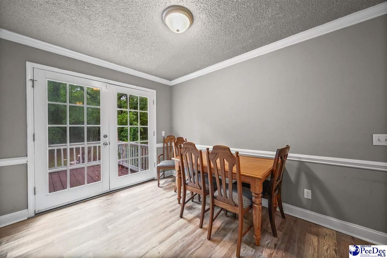 261 Lakeside Drive Photo 15