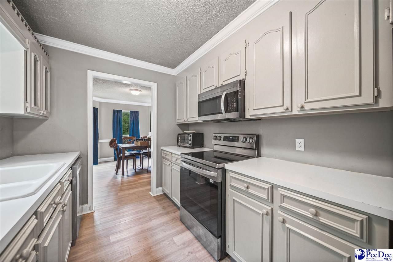 261 Lakeside Drive Photo 17